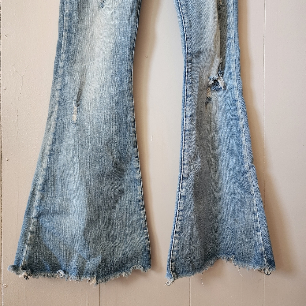 Kancan Bootcut Jeans Distressed High Rise Super Flare Fringe Raw Hem 25 - Picture 2 of 12
